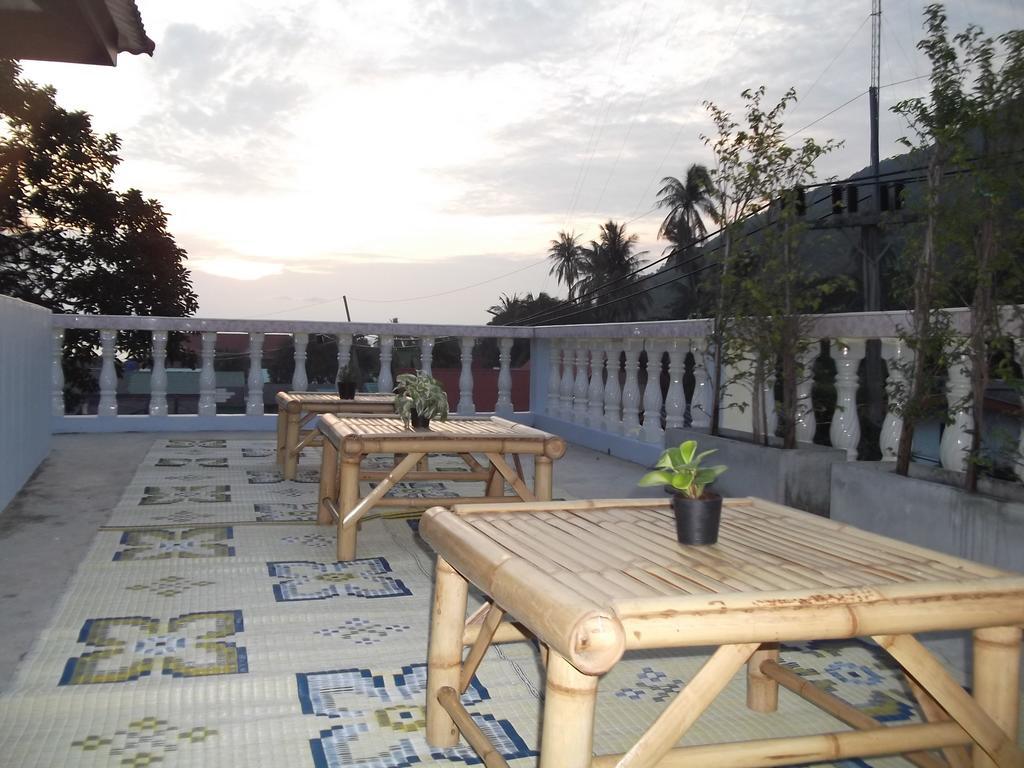 Sleep Tight Hostel At Koh Phangan Haad Rin Exterior photo