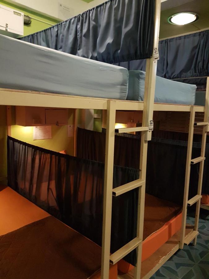 Sleep Tight Hostel At Koh Phangan Haad Rin Exterior photo